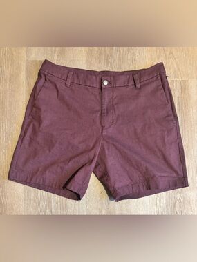 lululemon athletica Men's Maroon Flat-Front Shorts